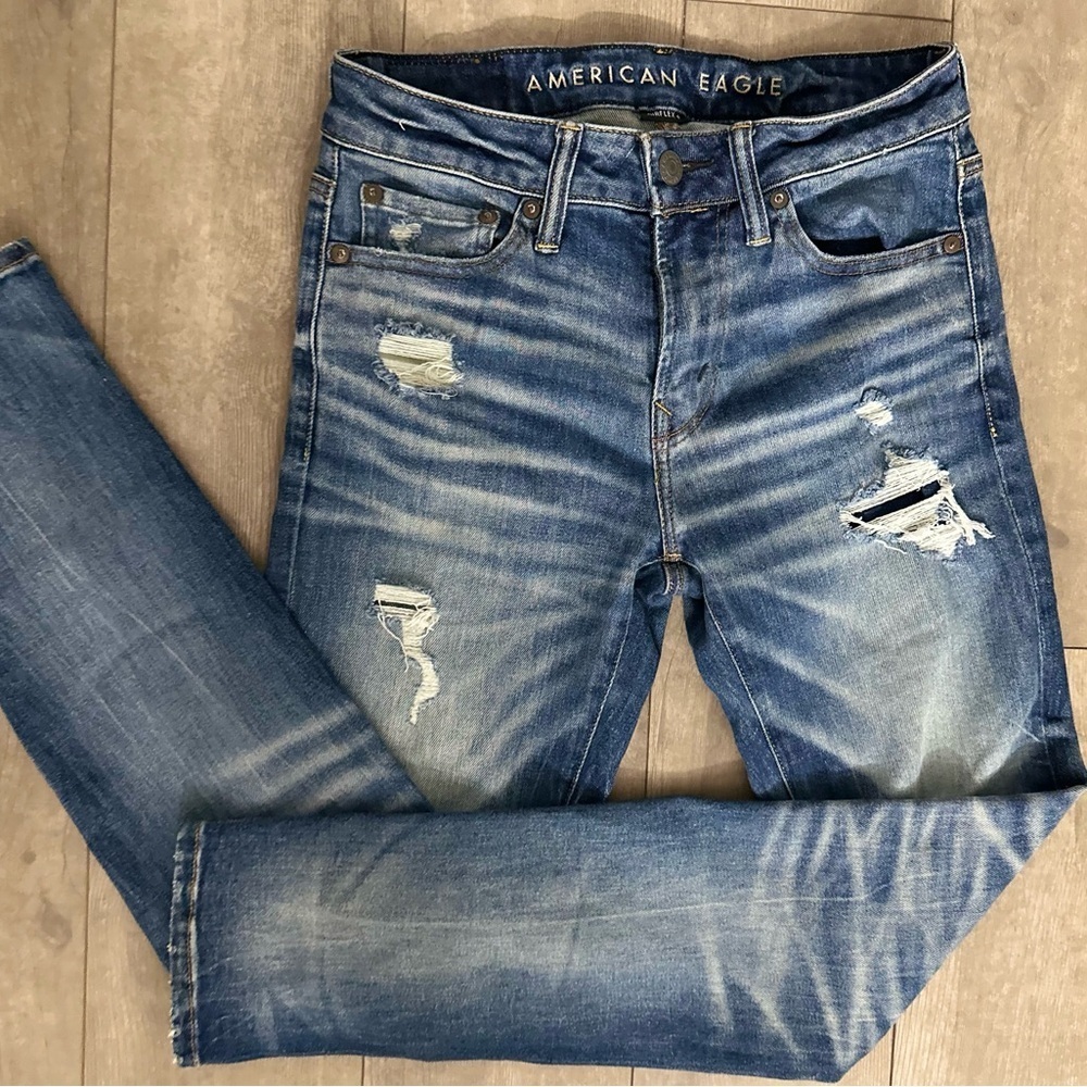 American Eagle Men’s 29x30 Airflex Distressed Slim Jeans
Excellent condition